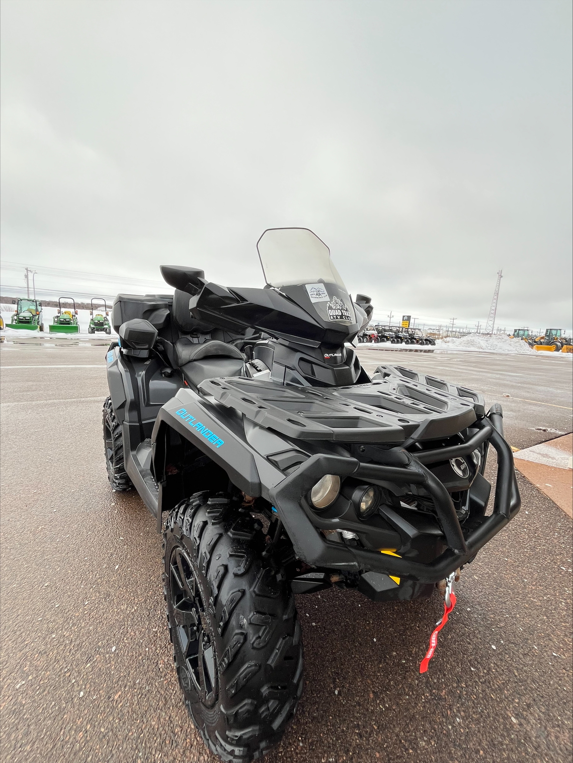 2021 Can-Am Outlander 650 Max XT Image 1