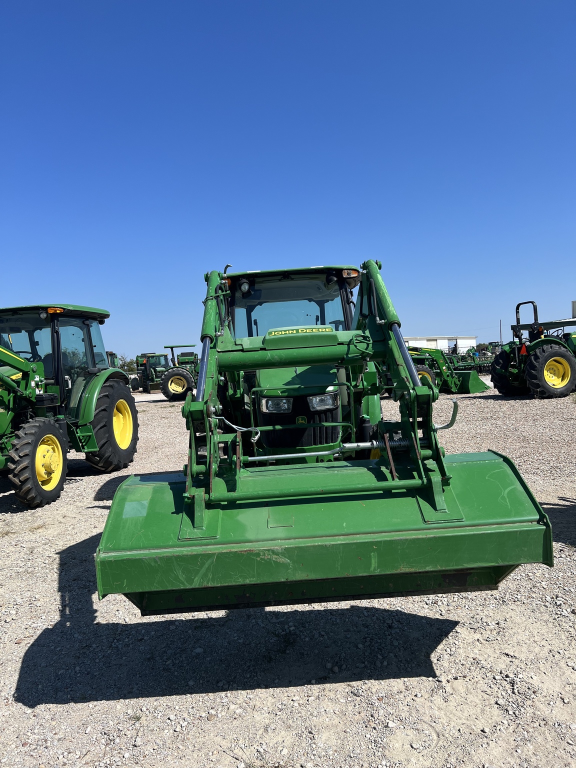 2018 John Deere 5055E Image 2