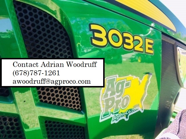 2022 John Deere 3032E Image 6