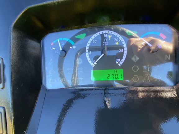 2016 John Deere 5065E Photo 3