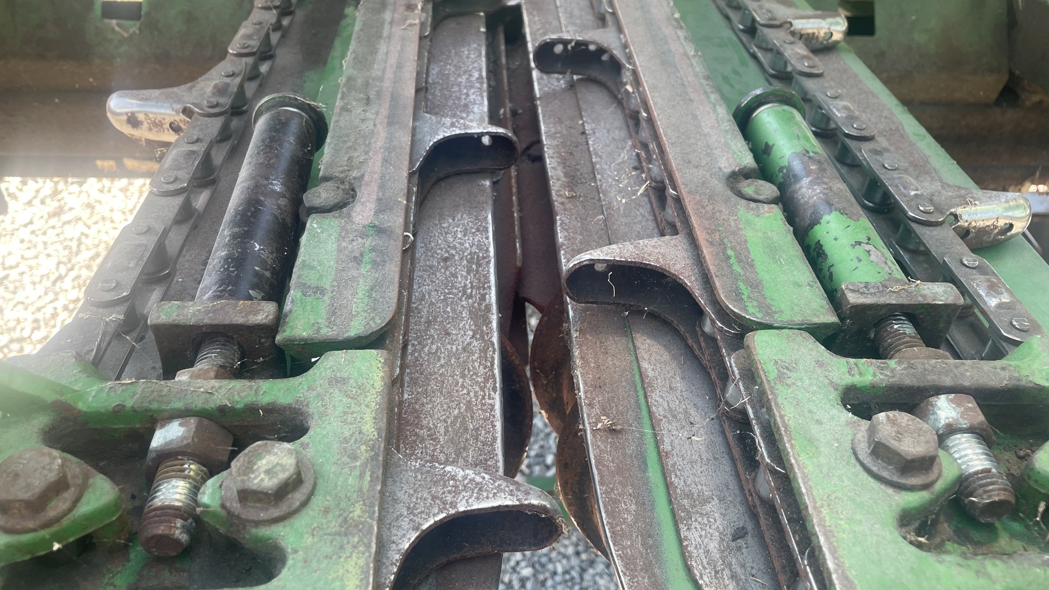1998 John Deere 893 Image 13