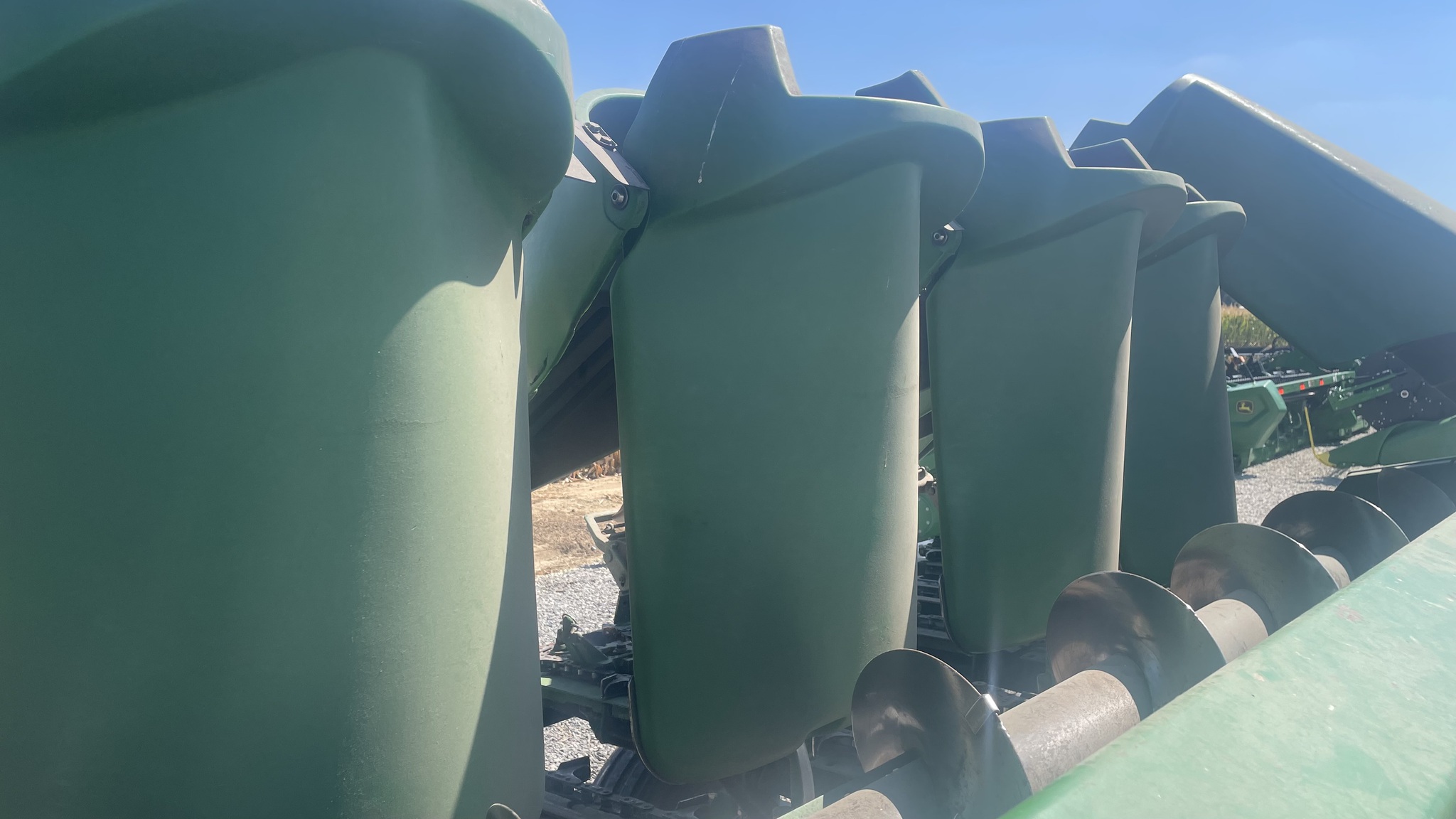 1998 John Deere 893 Image 9