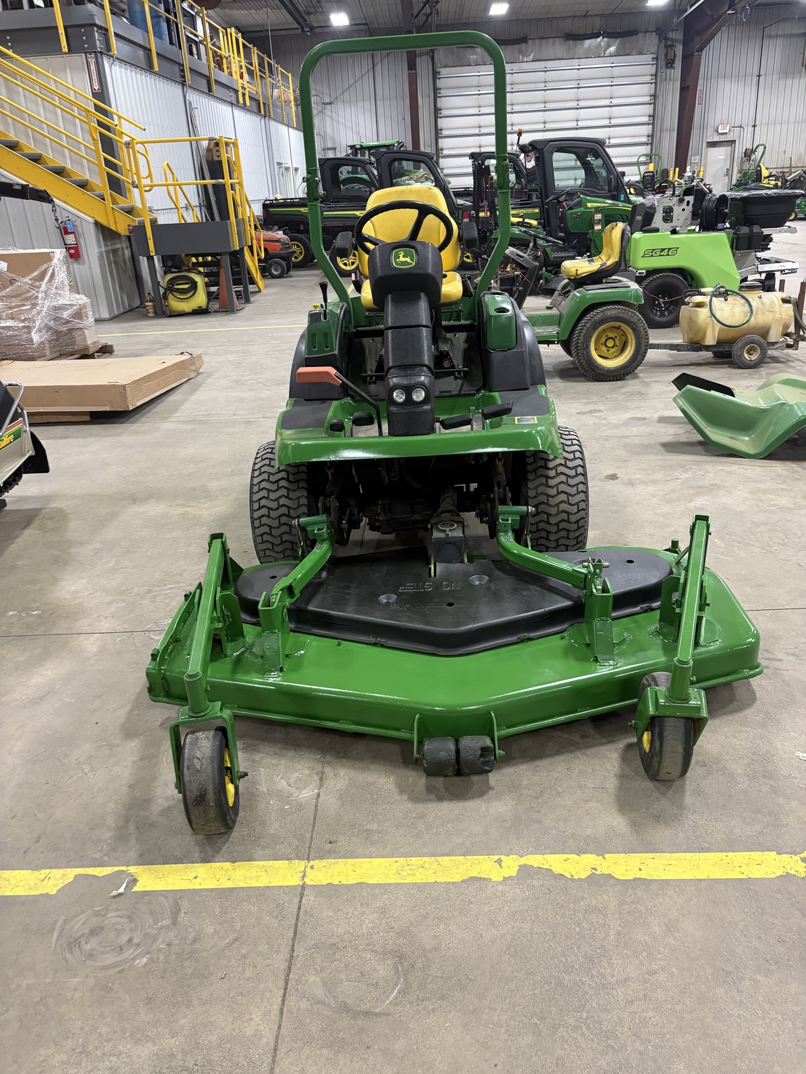 2001 John Deere 1435 Image 2