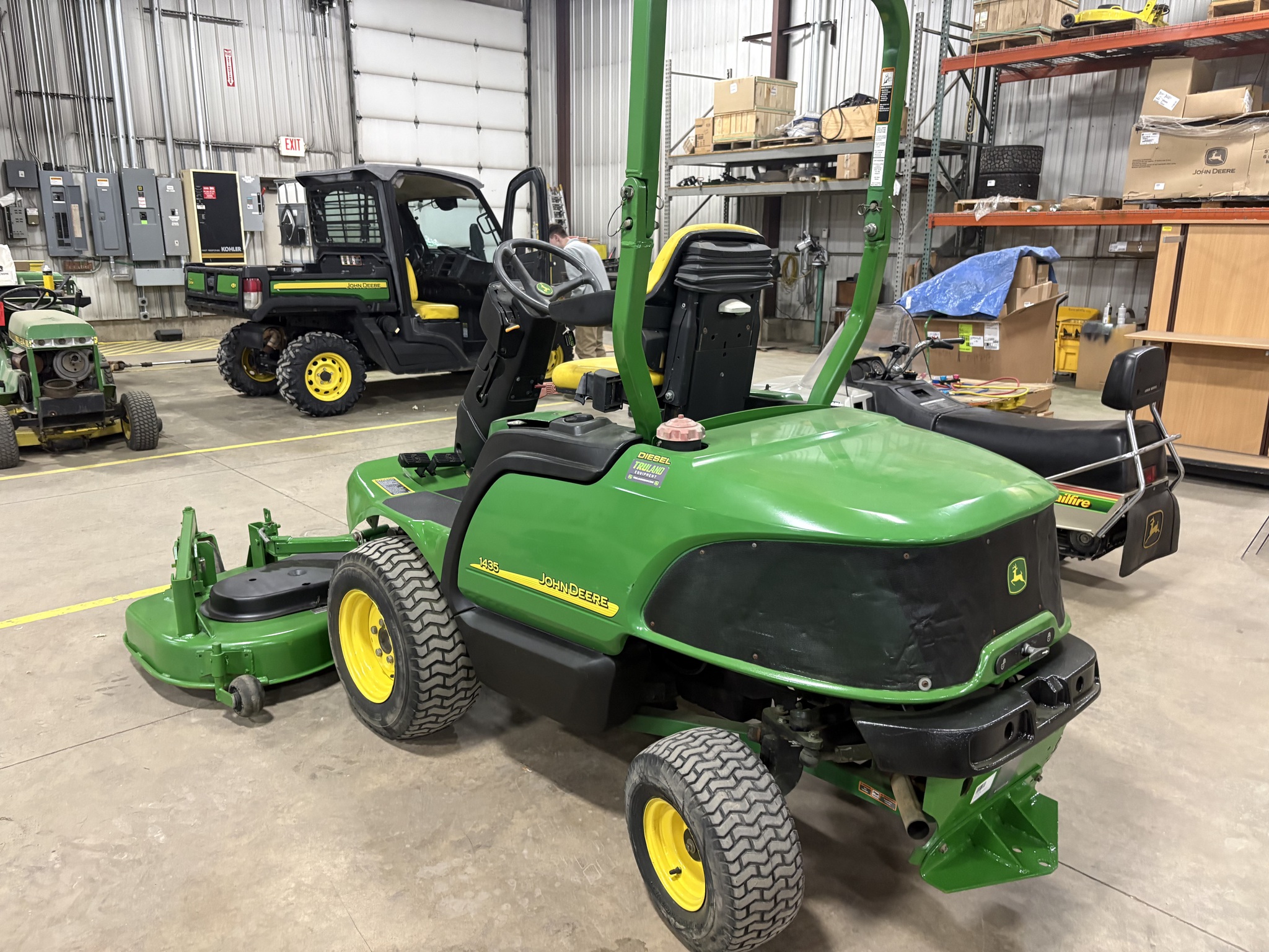 2001 John Deere 1435 Image 6