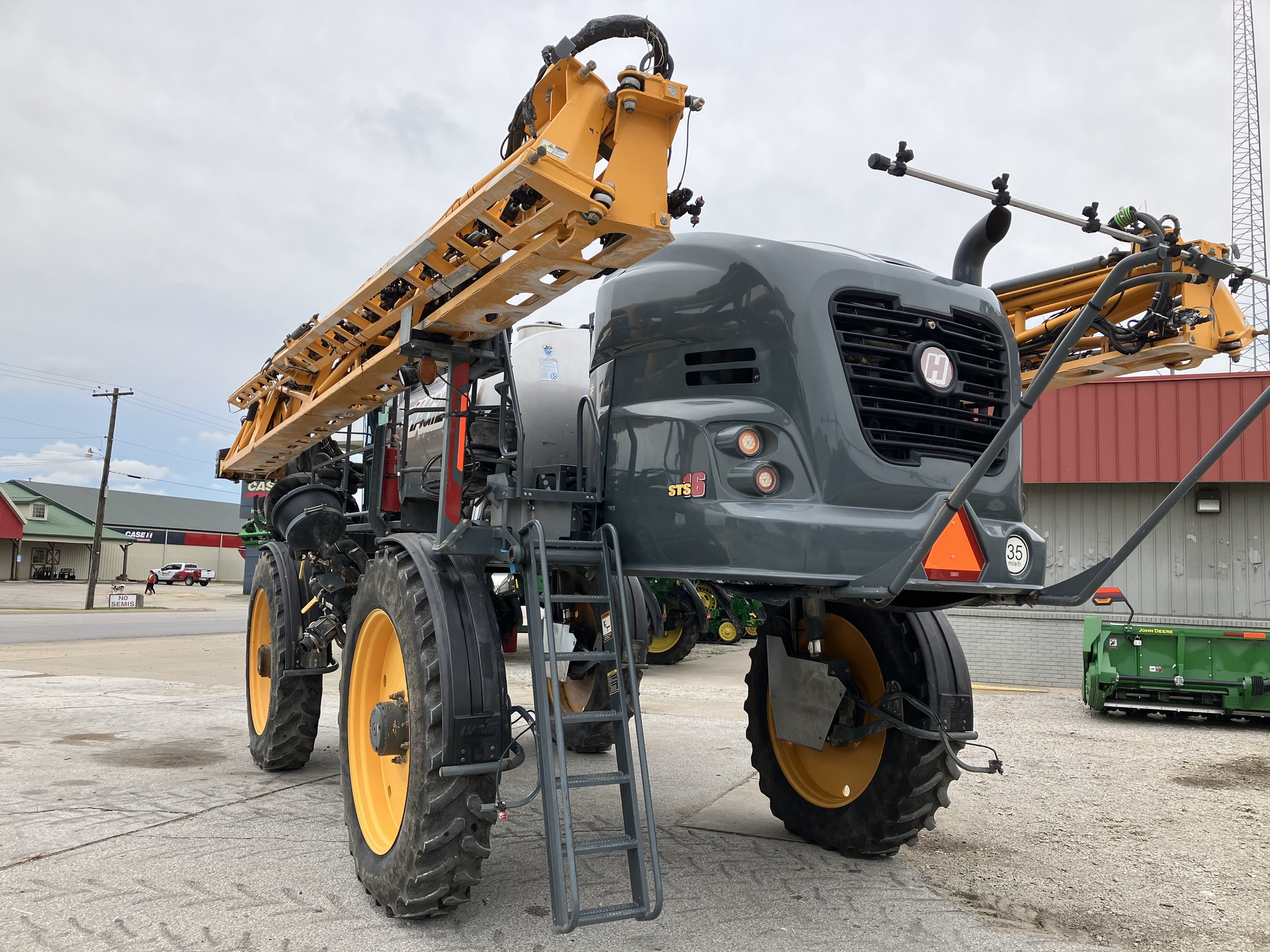  2017 Hagie STS16 at Heritage Tractor in Lamar, MO