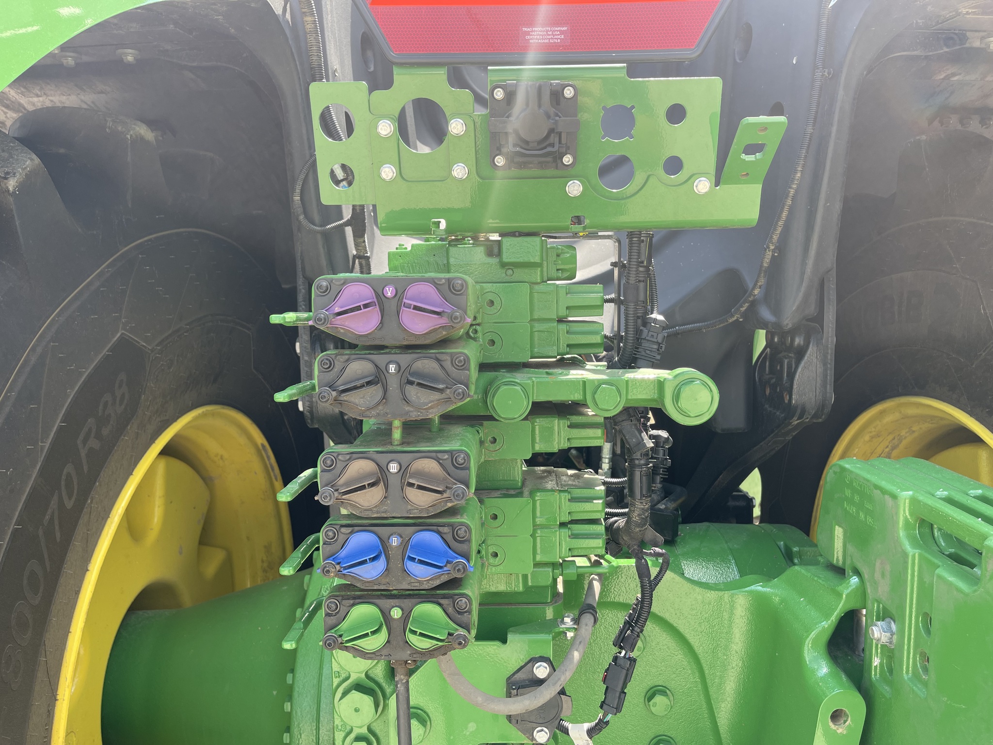  2023 John Deere 9R 640 at Heritage Tractor in Roanoke, IL