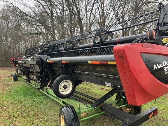 2018 MacDon FD140