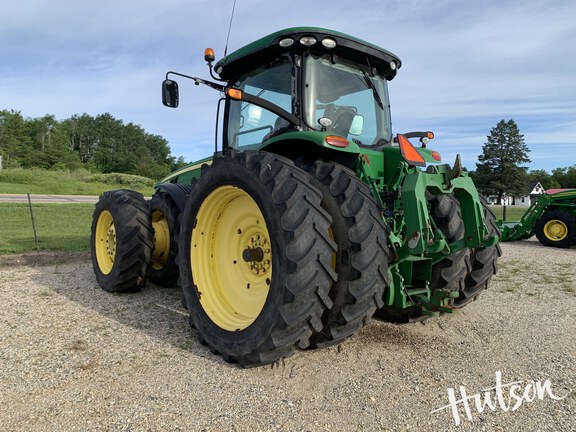 Photo of 2015 John Deere 8370R