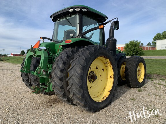 Photo of 2015 John Deere 8370R
