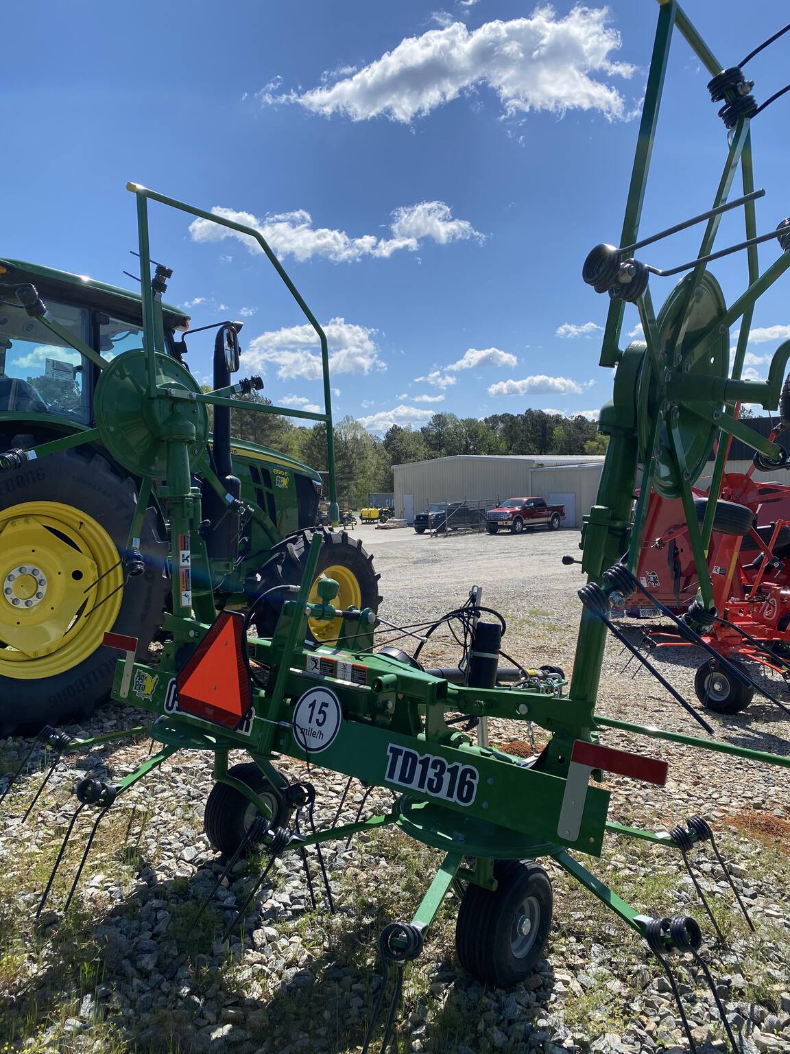 2023 John Deere TD1316 Image 2