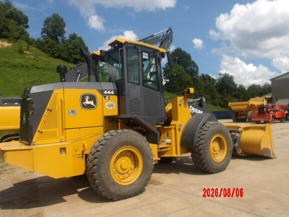 2024 John Deere 444G