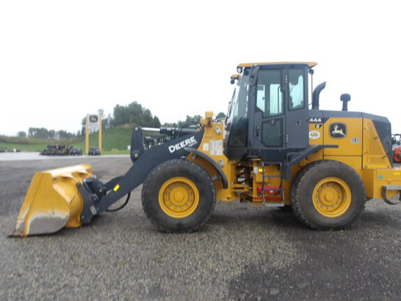 Photo of 2024 John Deere 444G