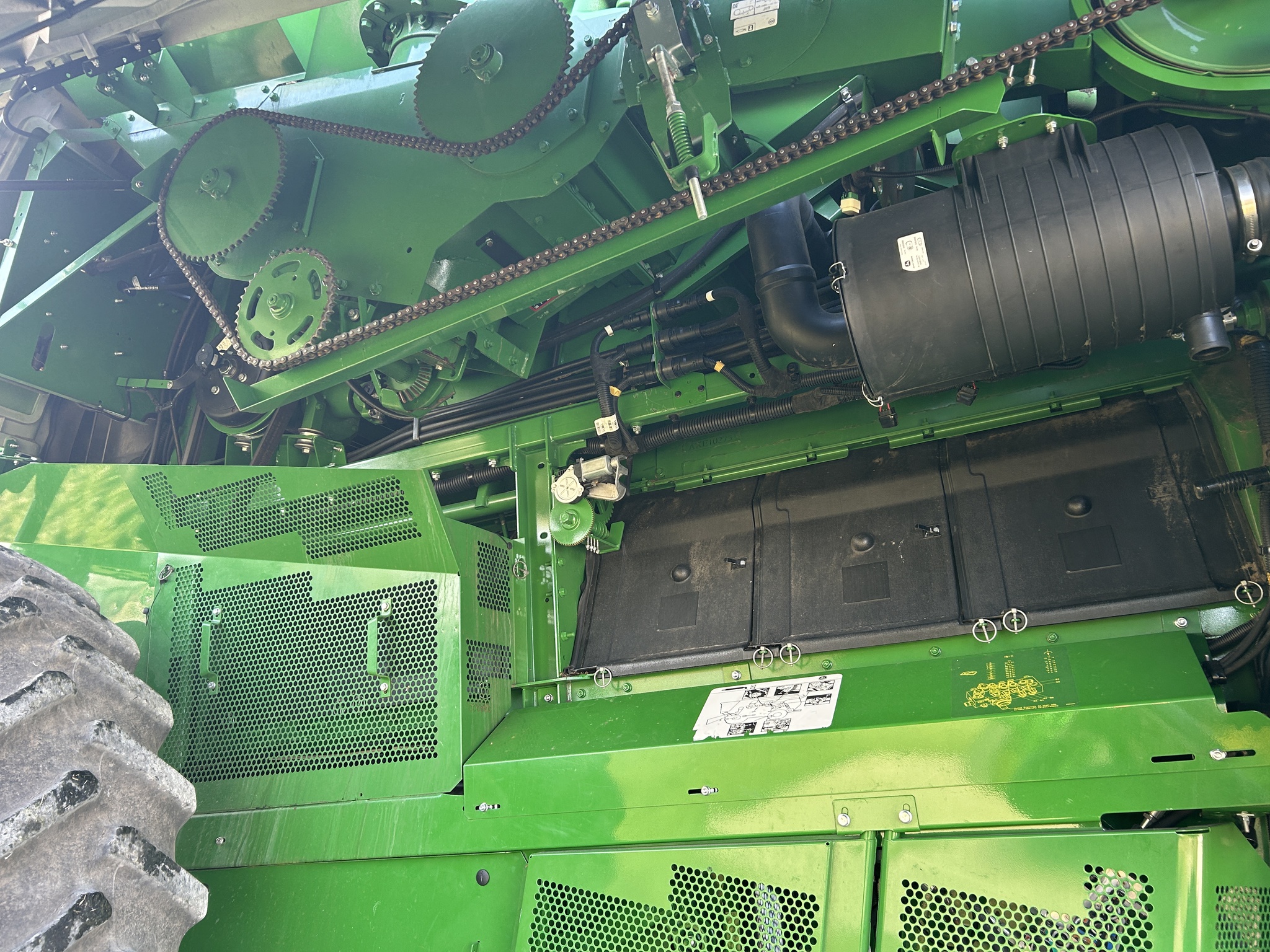  2021 John Deere S770 at Heritage Tractor in Adrian, MO