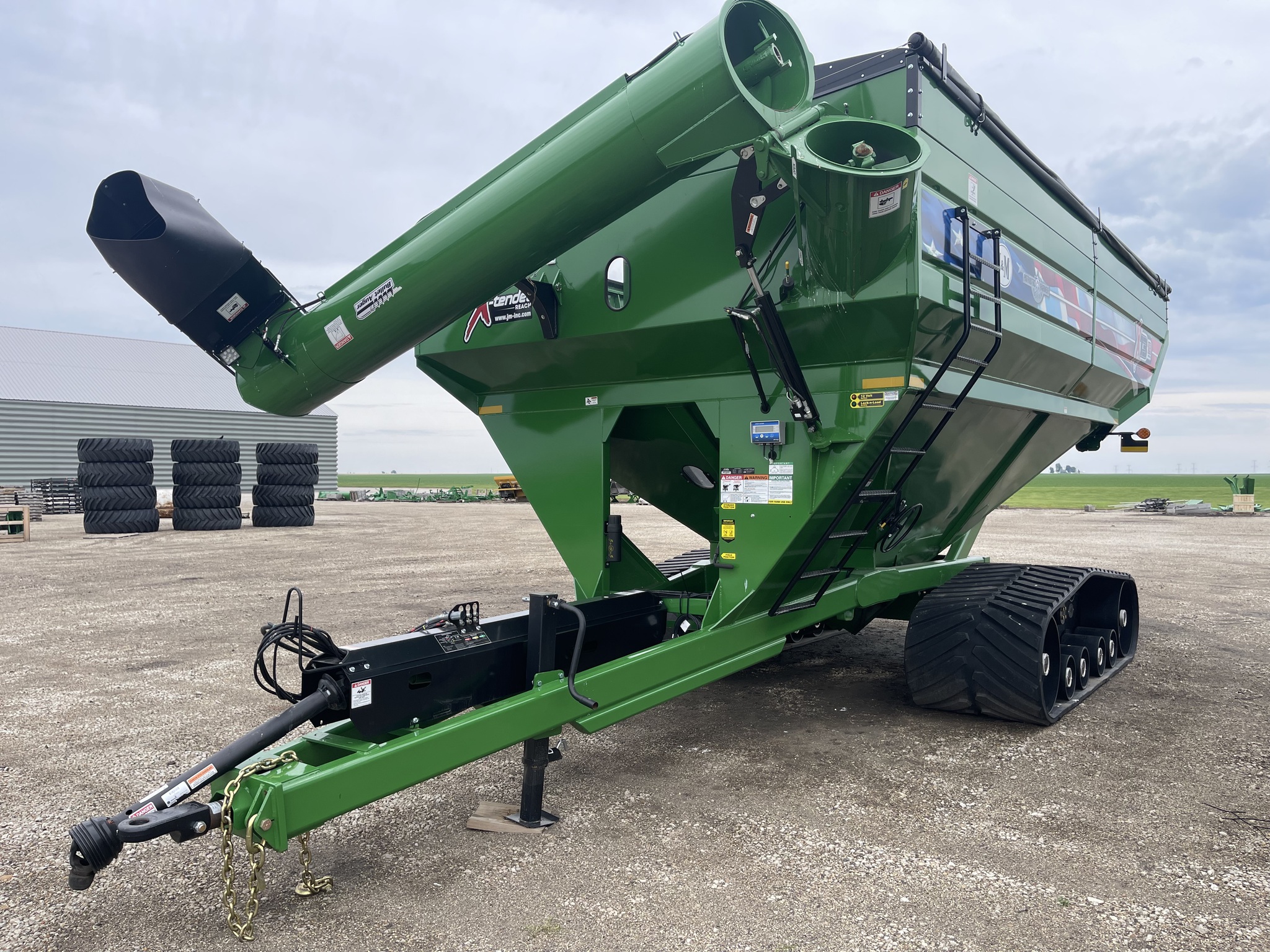  2023 J&M 1312-20T at Heritage Tractor in Roanoke, IL