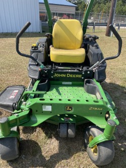 2018 John Deere Z915E Photo 2