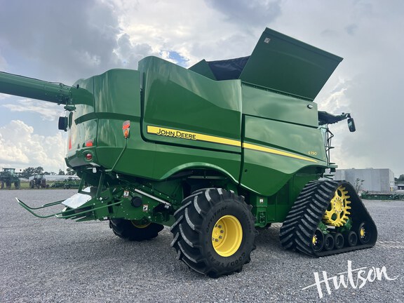 Photo of 2023 John Deere S790