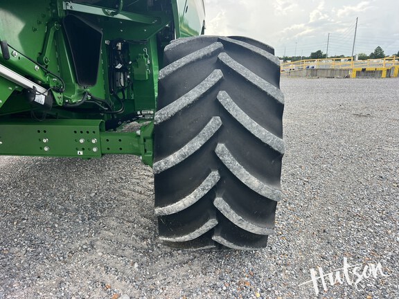 Photo of 2023 John Deere S790