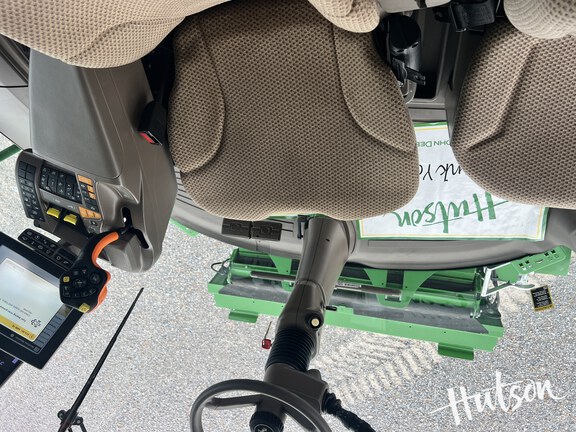 Photo of 2023 John Deere S790