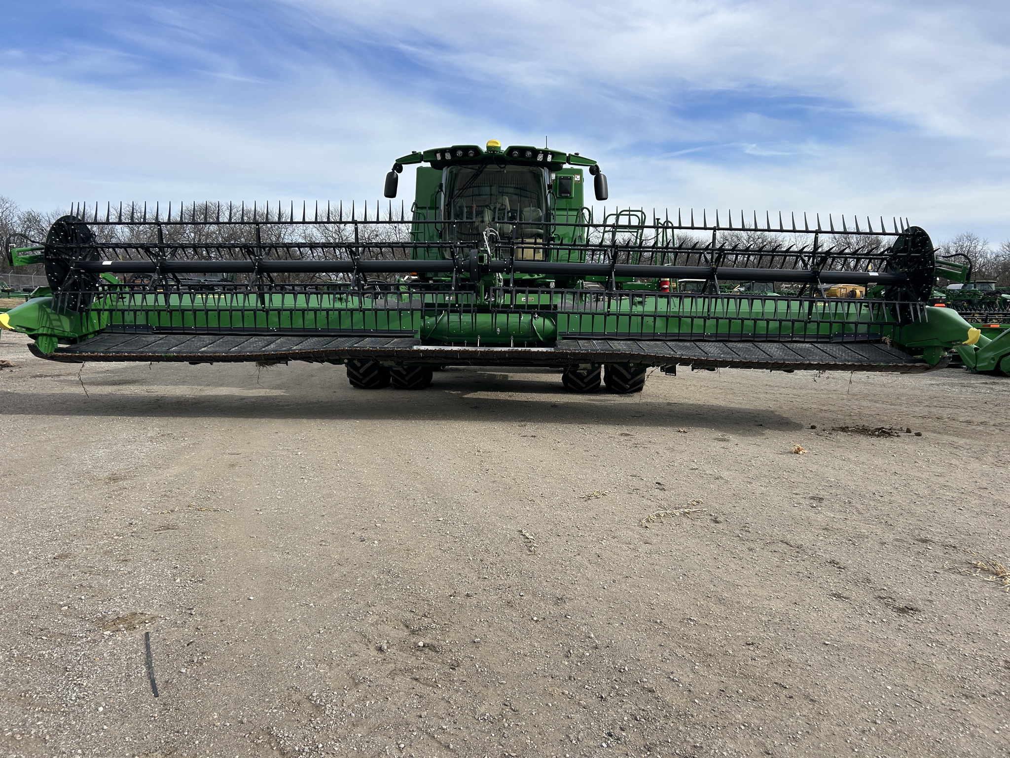  2024 John Deere HD35F at Heritage Tractor in Baldwin City, KS