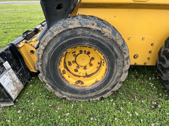 2022 John Deere 330G - Photo9