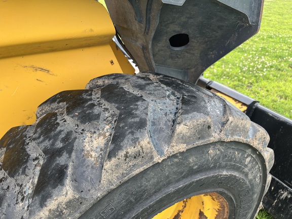 2022 John Deere 330G - Photo13