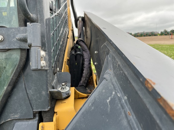 2022 John Deere 330G - Photo25