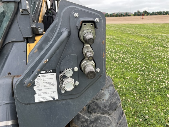 2022 John Deere 330G - Photo26