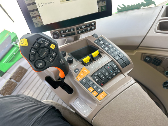 2024 John-Deere S780