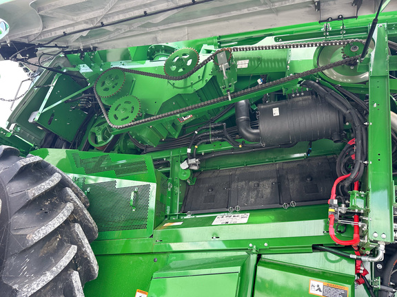 2024 John-Deere S780