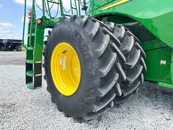 2024 John-Deere S780