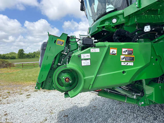 2024 John-Deere S780