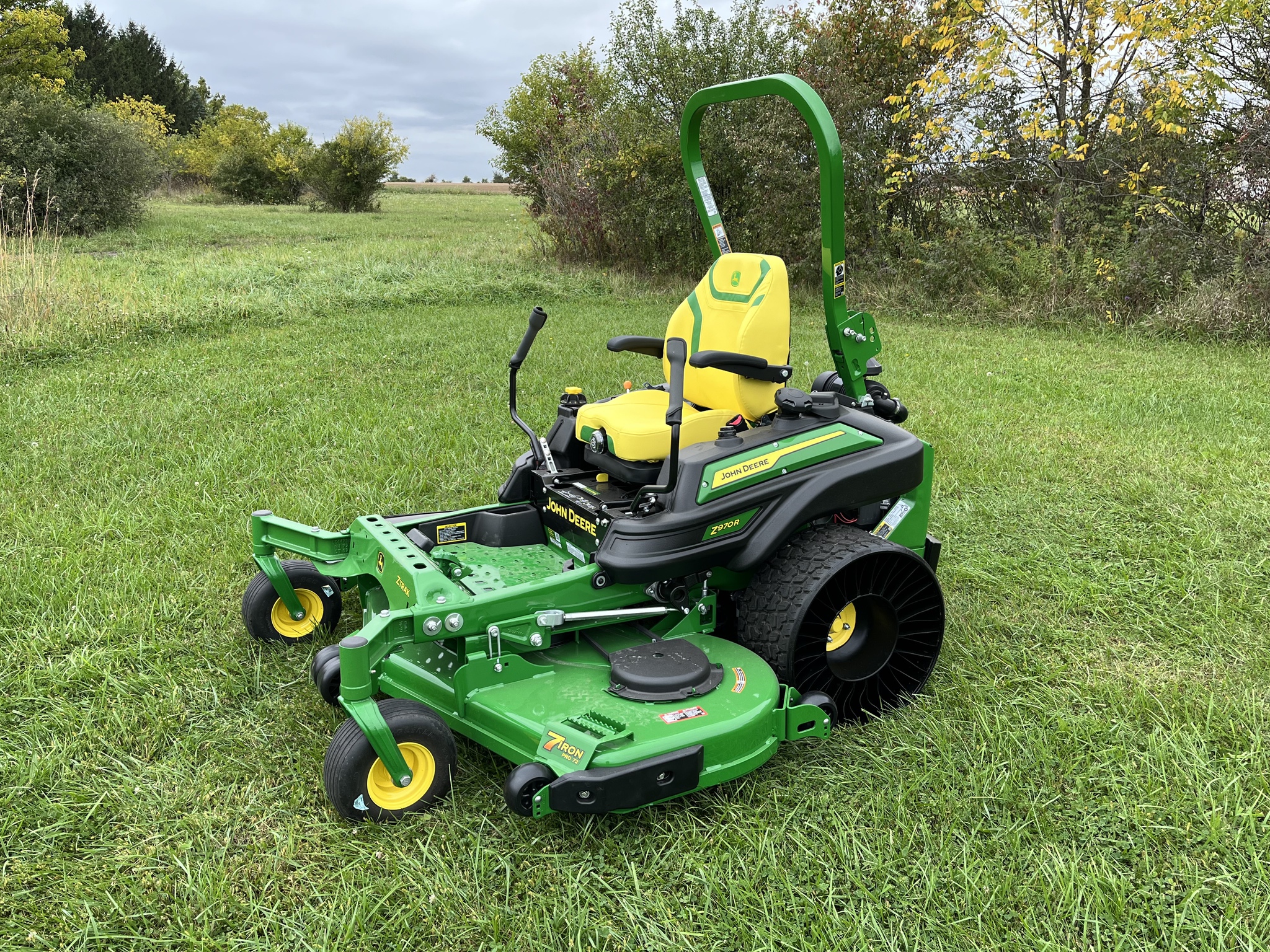 2025 John Deere Z970R Image 1