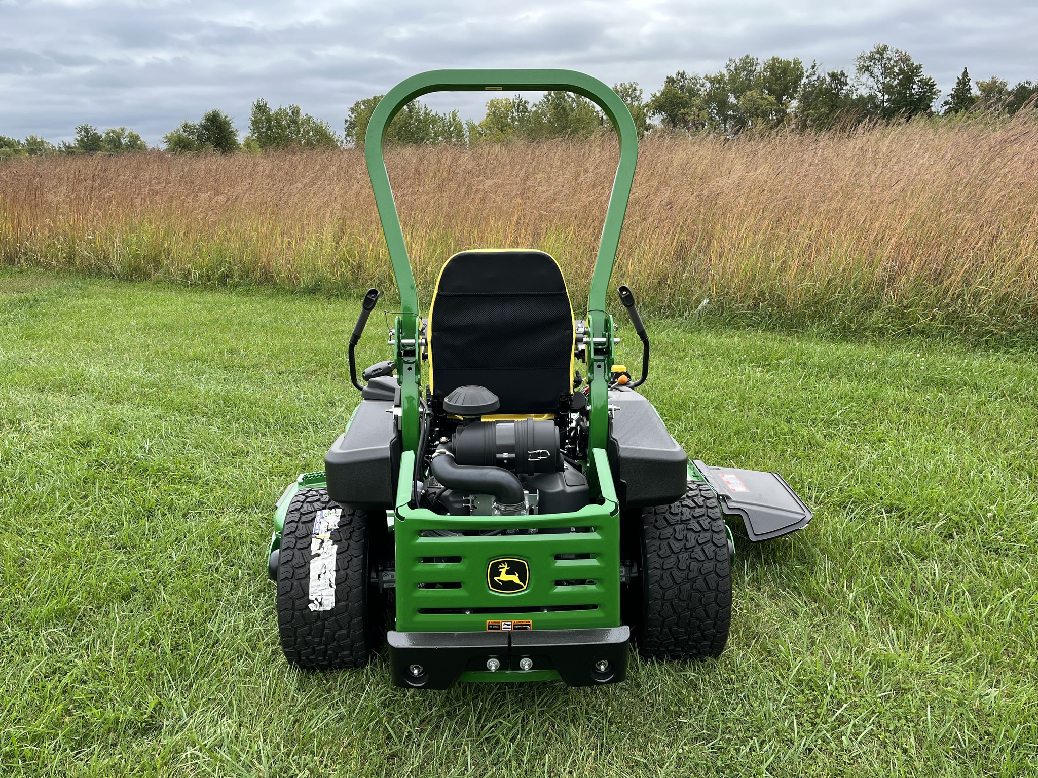 2025 John Deere Z970R Image 5