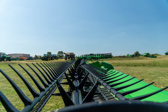 Used 2016 John Deere 645FD Combine Platforms at Koenig Equipment in Anna, OH - Photo16