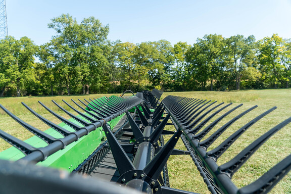 Used 2016 John Deere 645FD Combine Platforms at Koenig Equipment in Anna, OH - Photo17