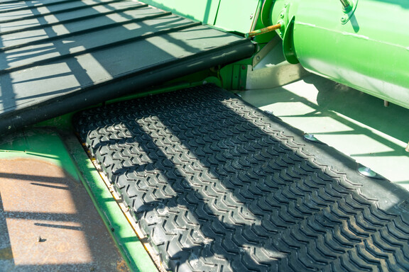 Used 2016 John Deere 645FD Combine Platforms at Koenig Equipment in Anna, OH - Photo22