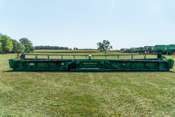 Used 2016 John Deere 645FD Combine Platforms at Koenig Equipment in Anna, OH - Photo3