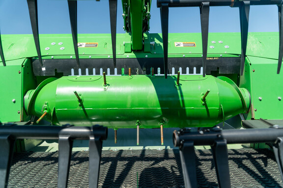 Used 2016 John Deere 645FD Combine Platforms at Koenig Equipment in Anna, OH - Photo8