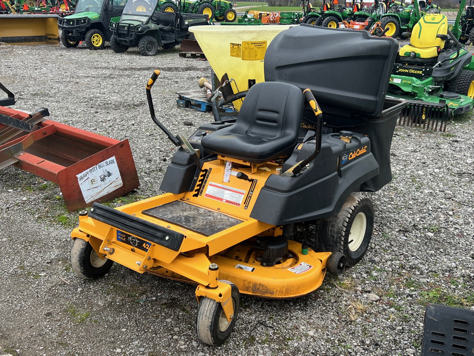 HOT Lawn Mower 2010 Cub Cadet Zero Turn 2010 Cub Cadet