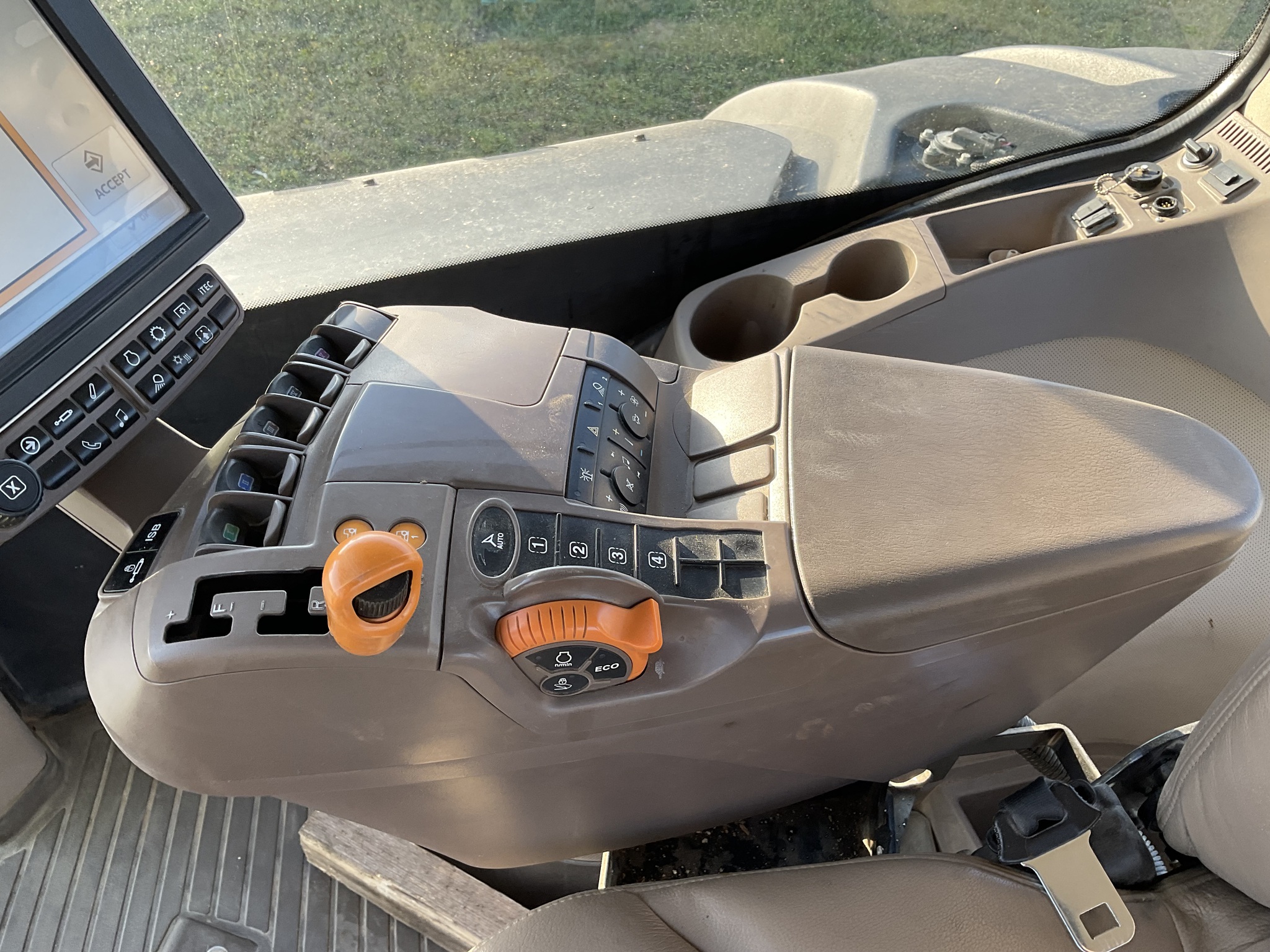 2017 John Deere 9520RT Image 15