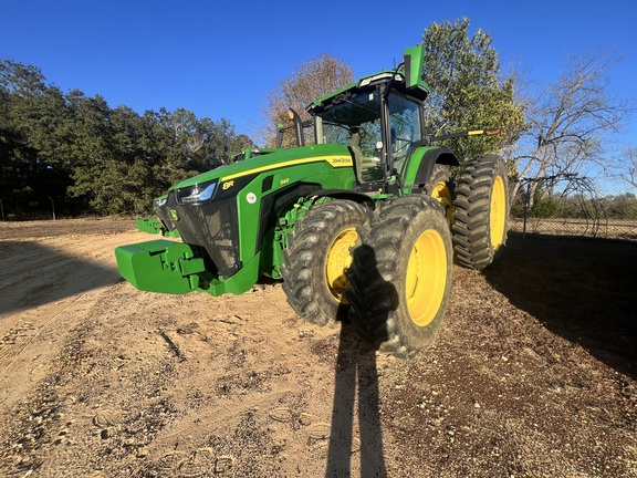 2023 John Deere 8R 340 Photo 2