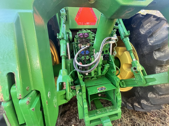 2023 John Deere 8R 340 Photo 5