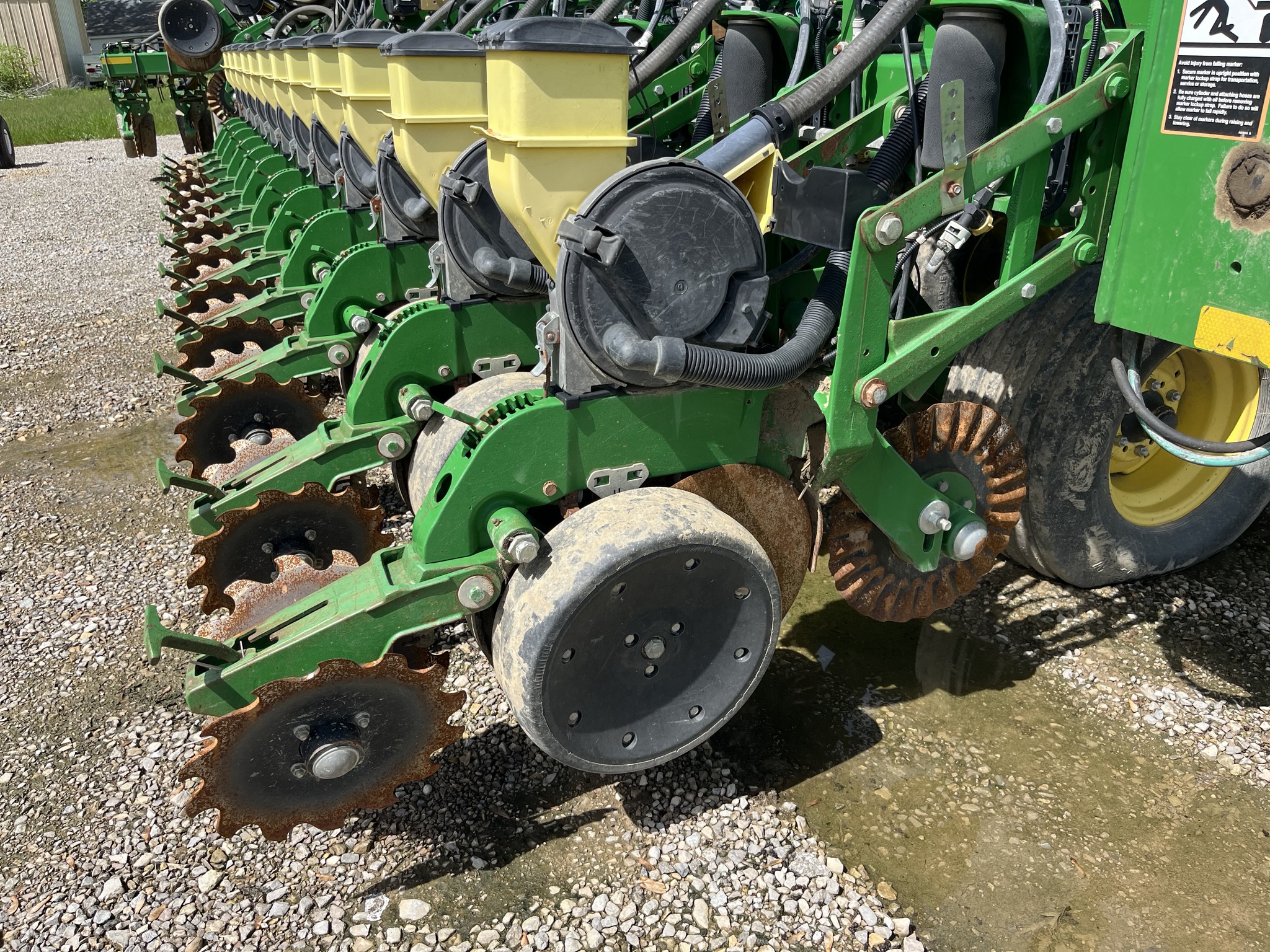 2013 John Deere DB66 Image 2