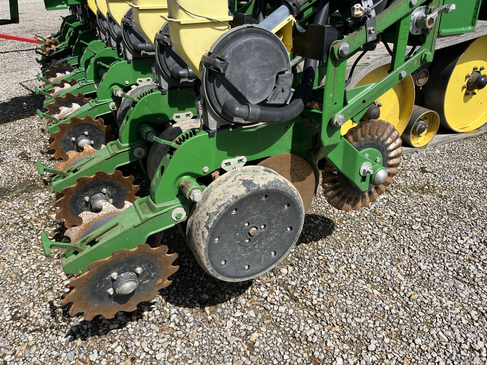 2013 John Deere DB66 Image 14