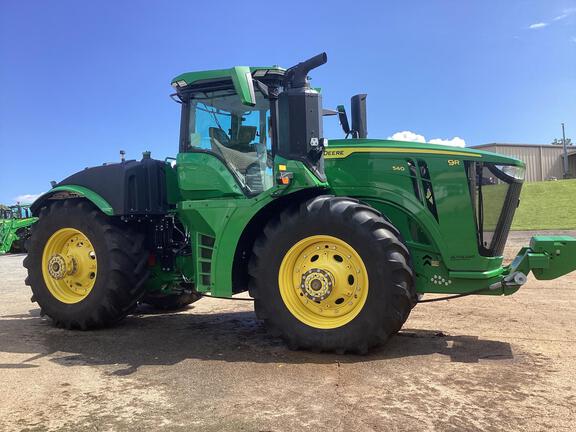 Photo of a 2023 John Deere 9RT 540
