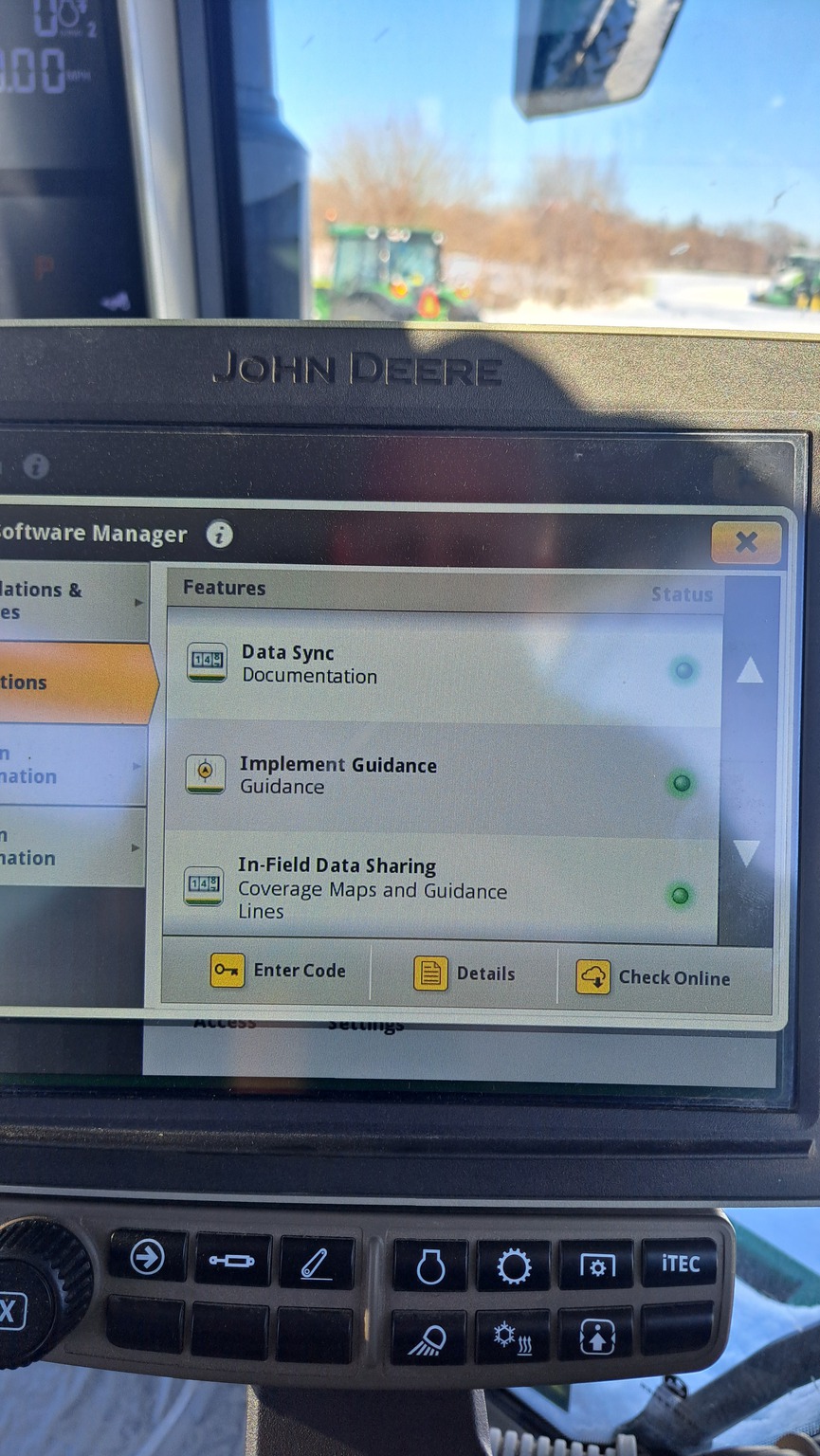  2022 John Deere 8R 370 at Heritage Tractor in Monmouth, IL