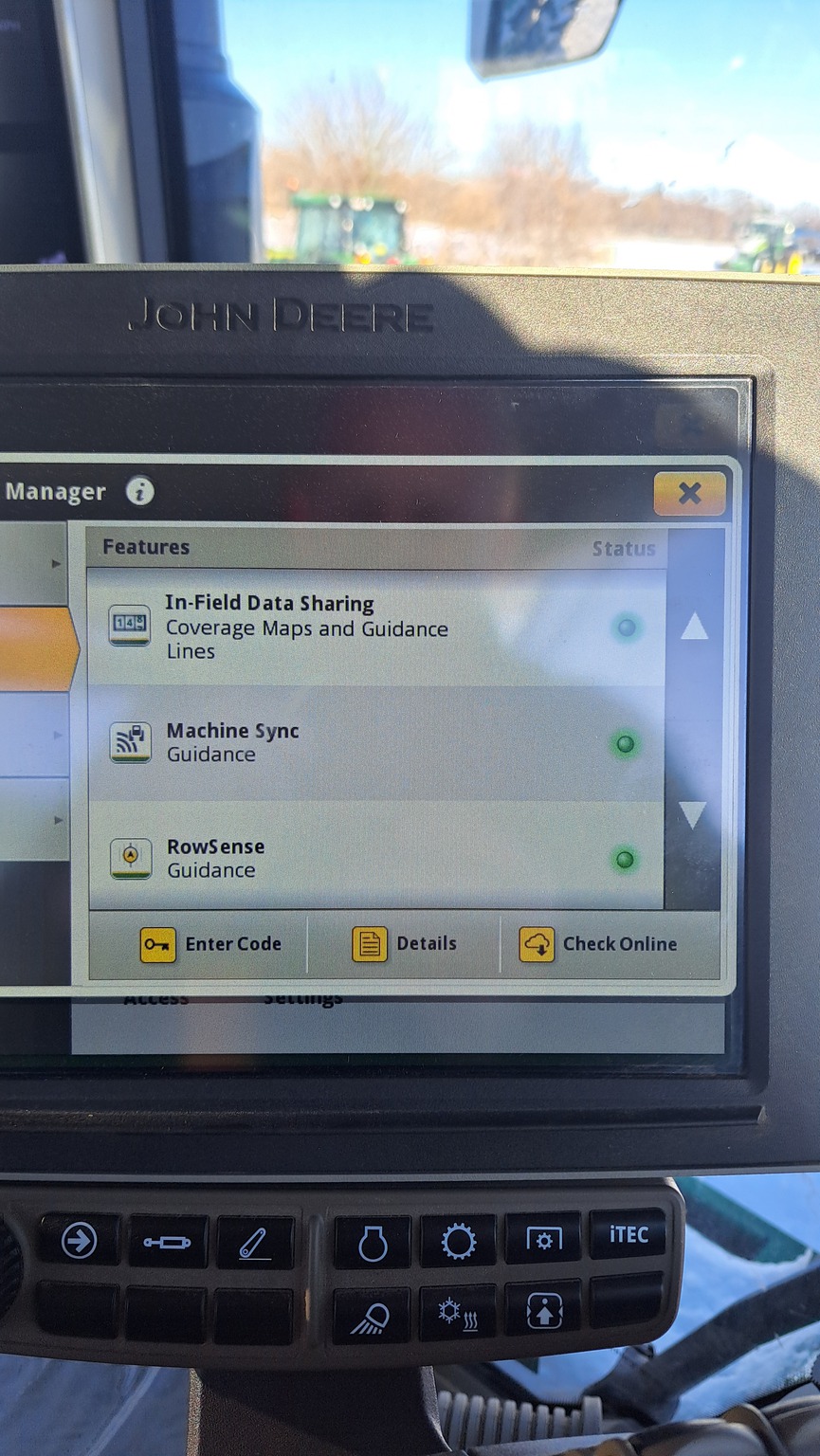  2022 John Deere 8R 370 at Heritage Tractor in Monmouth, IL