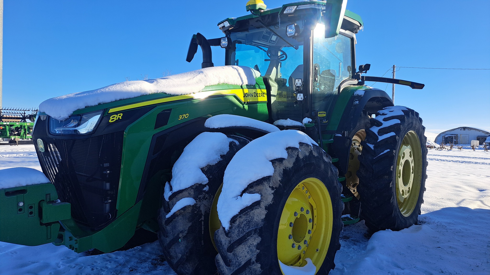  2022 John Deere 8R 370 at Heritage Tractor in Monmouth, IL