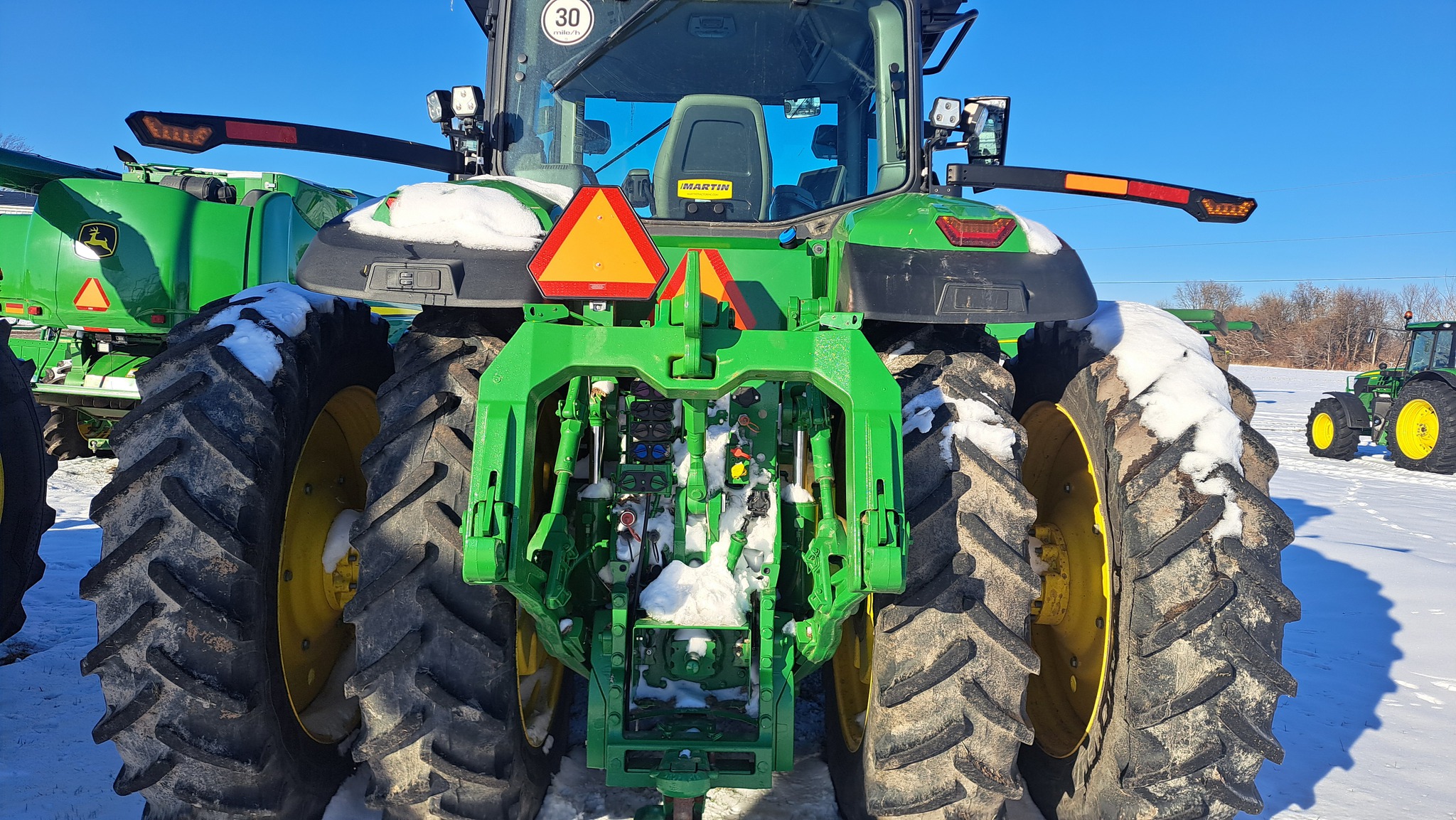  2022 John Deere 8R 370 at Heritage Tractor in Monmouth, IL