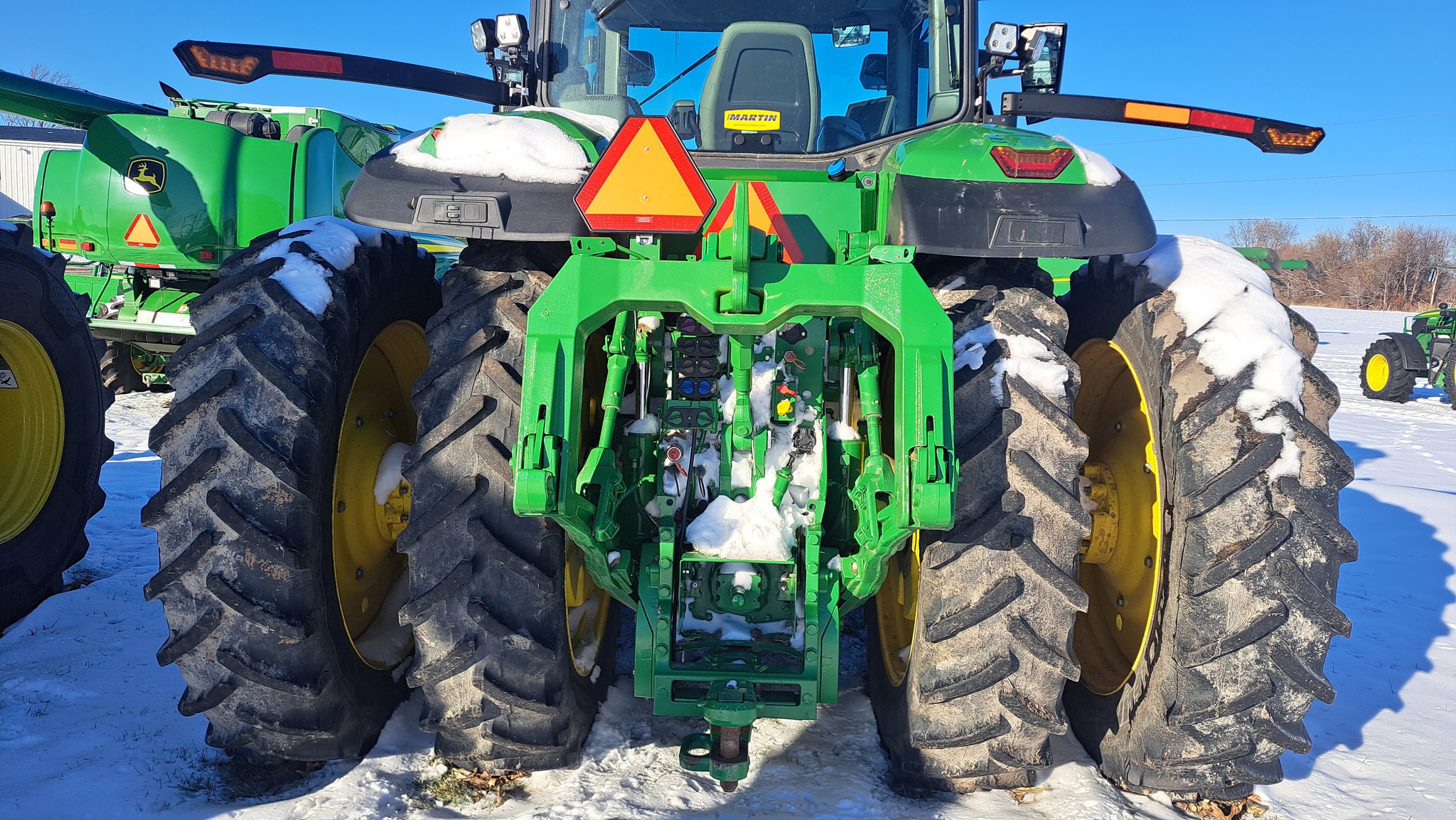 2022 John Deere 8R 370 at Heritage Tractor in Monmouth, IL